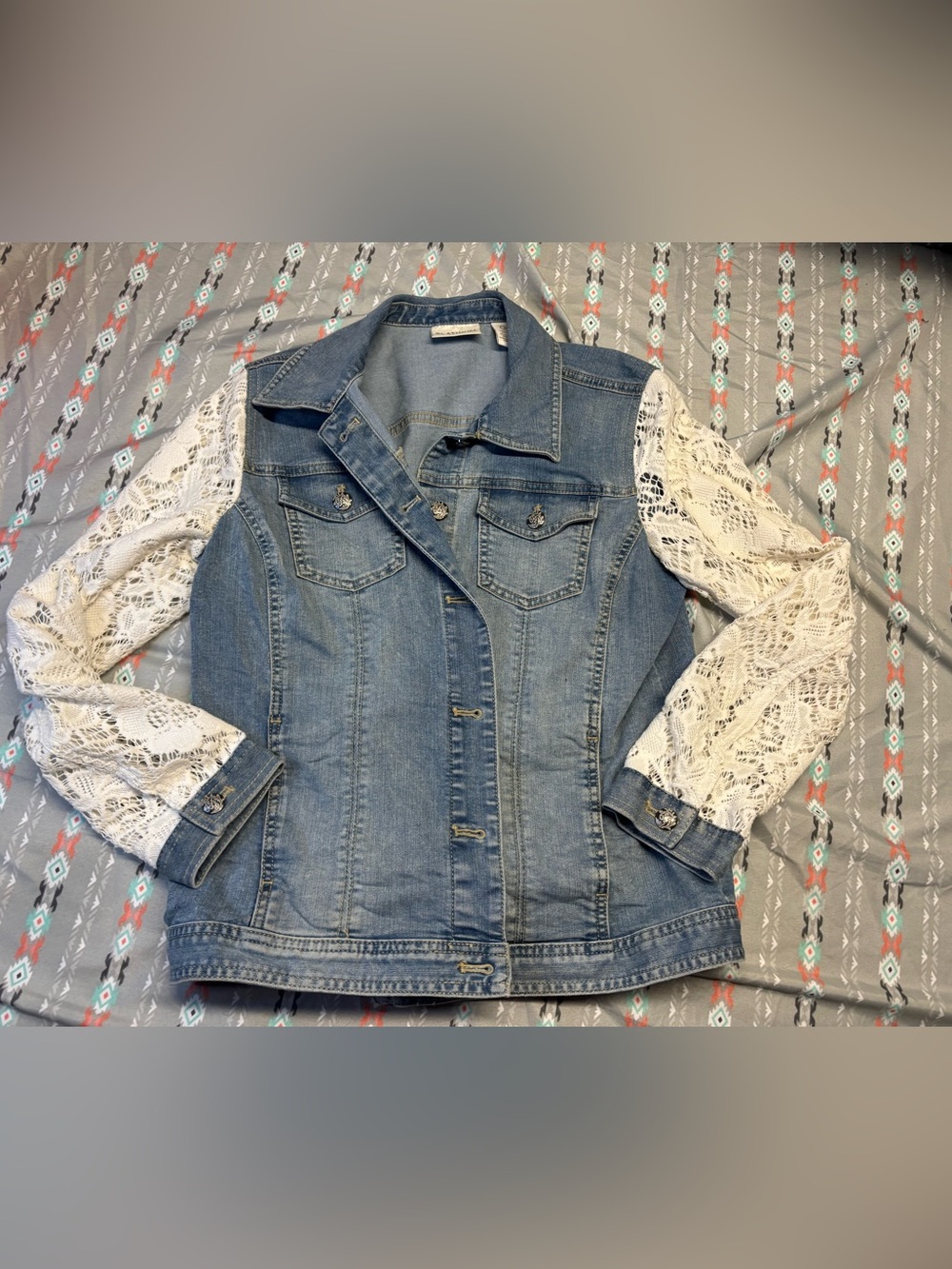 🌈Chico's Light Blue Denim Jacket with White Lace Sleeves - Picture 1 of 2